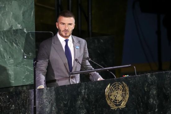 梅西于迈阿密获颁巴萨队史最受喜爱奖 本希望效力一生_梅西职业生涯最后一站_梅西加盟迈阿密国际原因