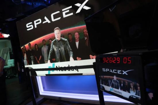 SpaceX冲击3万亿美元，马斯克赚翻了