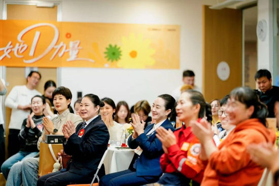 致敬女司机，从尊重她们的需求开始