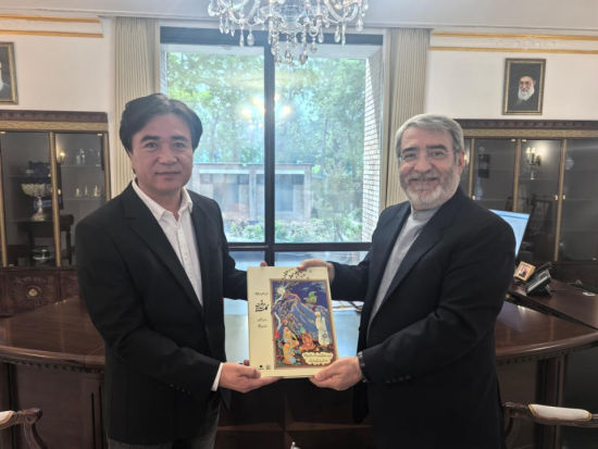 伊朗驻华大使法兹里会见中国一级导演张忠 全力支持中伊制作电影