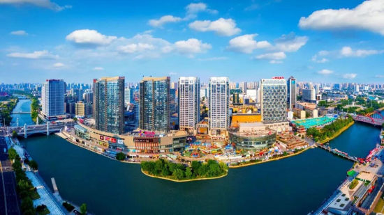 这座北方大城，剑指“万亿之城”