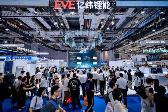 SNEC2026 亿纬锂能斩获超67GWh订单，6.9+MWh储能系统实力领跑大电池赛道