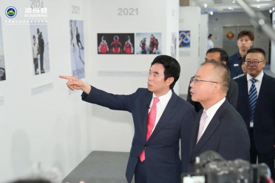 以专业护航攀登，以同心筑梦山野，国家体育总局登山中心、中国登山协会与波司登再启新征程