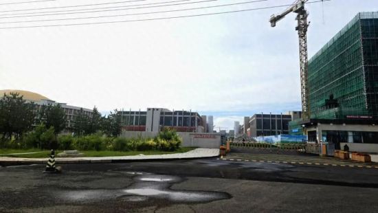 这座五线小城，挤满了AI大厂？