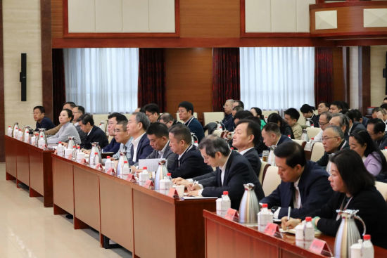 【开年话统战】民营经济代表人士：心往一处想、劲往一处使、一起向上走
