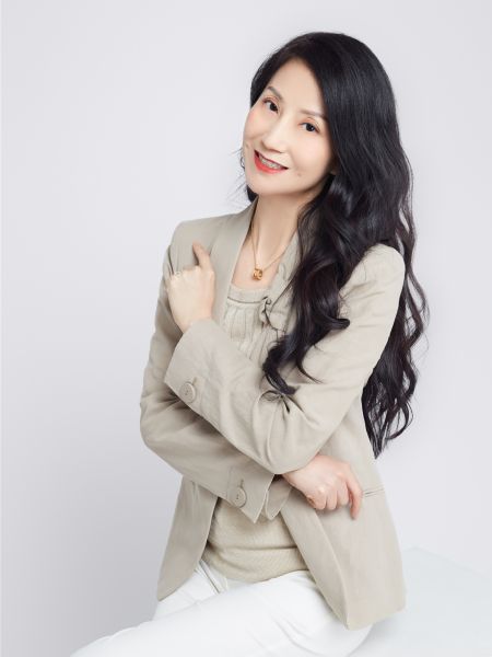 首都医科大学附属北京同仁医院斜视与小儿眼科主任,付晶