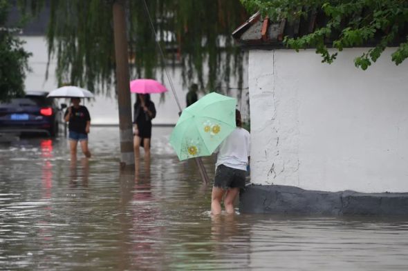 此轮北京暴雨中，为何门头沟和房山降雨量最大？ - 中国新闻周刊网